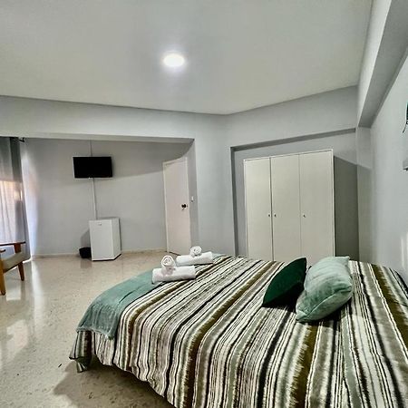 Vft Nuevo Federico Del Castillo 18 Jaén Exteriör bild