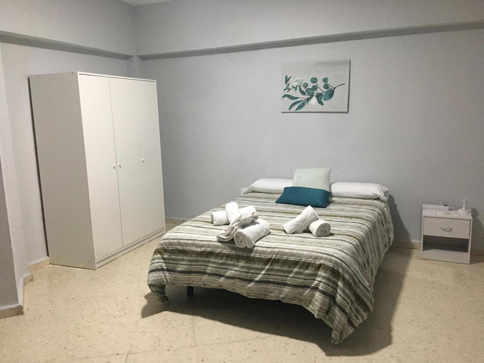 Vft Nuevo Federico Del Castillo 18 Jaén Exteriör bild